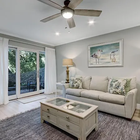 2107 Beach Wood
